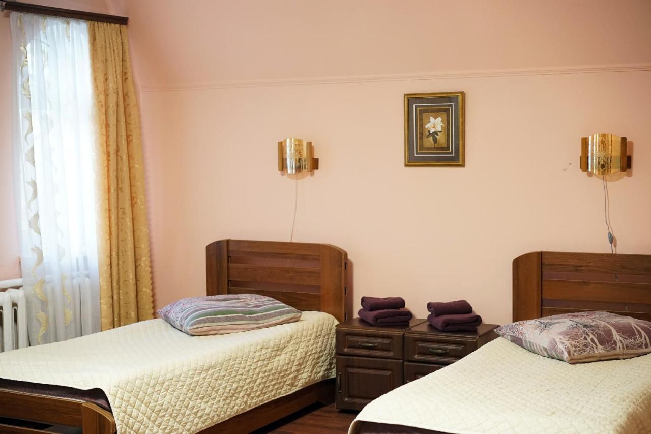 Comfort Hotel Червоноград Екстер'єр фото