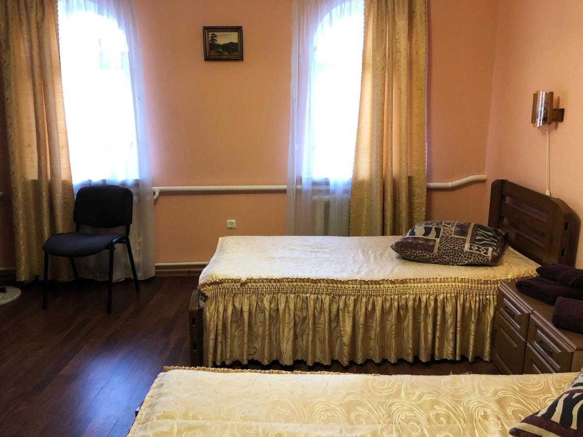 Comfort Hotel Червоноград Екстер'єр фото